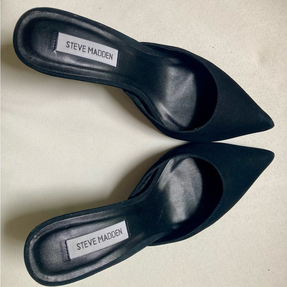 Steve Madden Black Heeled Shoes - Picture 2 of 3